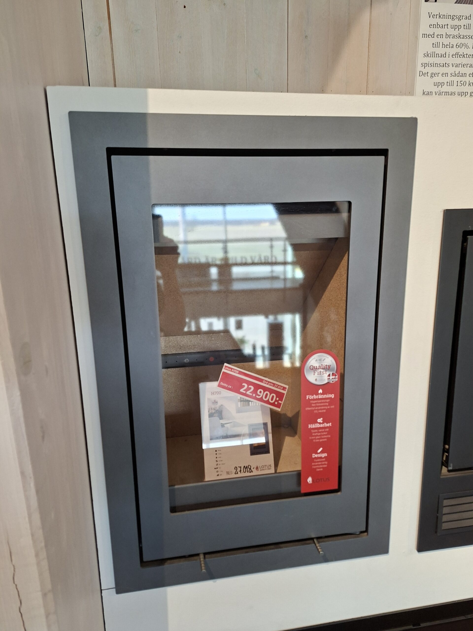 Fyndvara i Uppsala Lotus H700 grå kassett